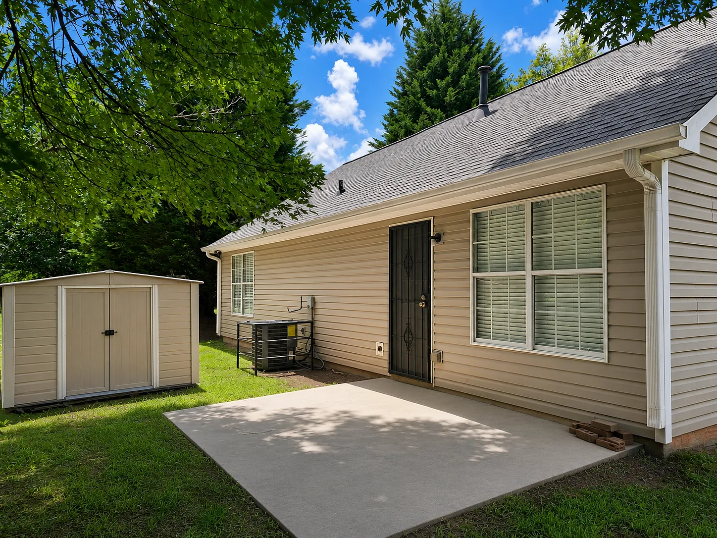3409 Lineview Dr — Photo 3