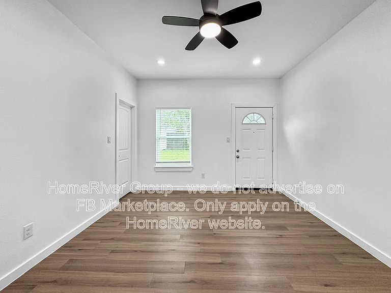 2041B Midlake Ln — Photo 11