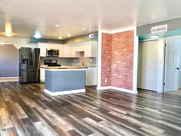 4th image of 8138 E Holmes Pl