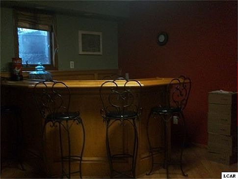 4th image of 119 River Dr