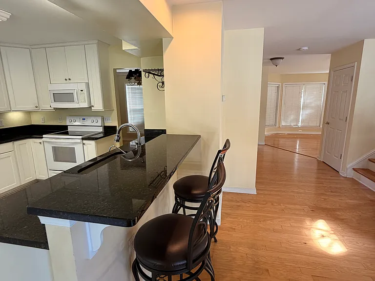 kitchen bar