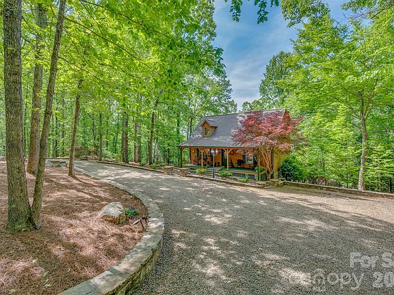 2nd image of 512 Indian Forest Dr