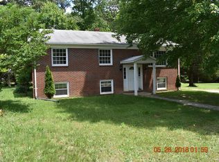 30 Ridge Rd, Blackstone, VA 23824