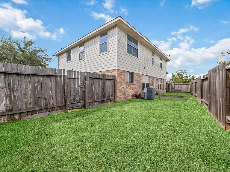 12615 Egret Hill Ct — Photo 3