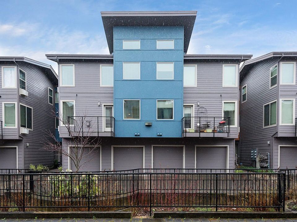 2nd image of 7537 N Leavitt Ave #4-1