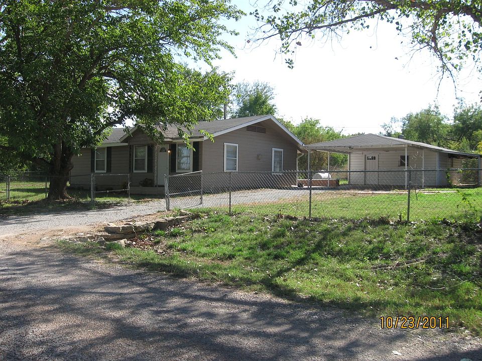 View of home and driveway