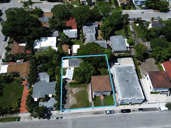2nd image of 255 NW 32nd St