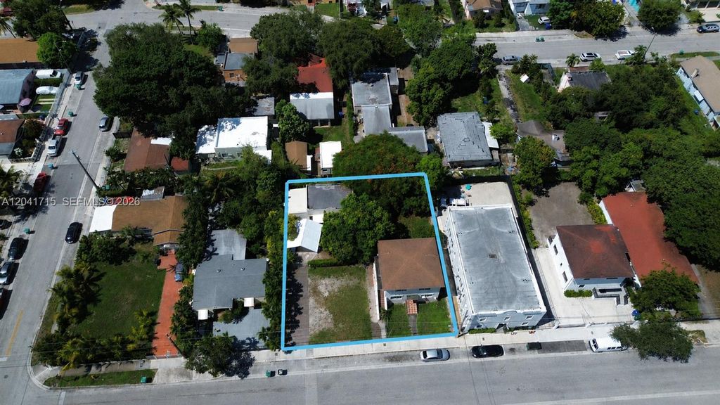 255 NW 32nd St, Miami, FL - View 2