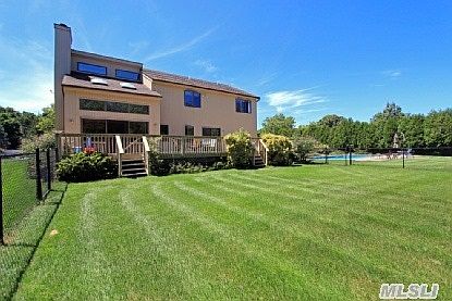 1st image of 5 Lyn Ln