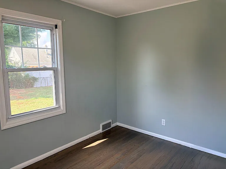 24 Forman Dr — Photo 12