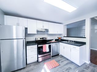 2102 S Park St, Madison, WI 53713