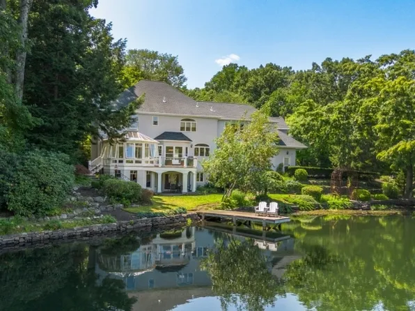 5 Crane Rd, Mountain Lakes Boro, NJ 07046