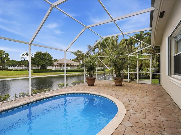 5th image of 5936 NW 54th Cir