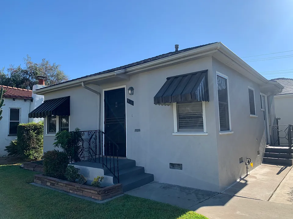 318 N Bushnell Ave