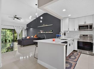 4111 NW 22nd St #250E, Coconut Creek, FL 33066