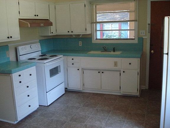 4th image of 612 Highland Park Dr
