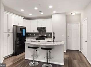 Lee Square, Manassas, VA 20110