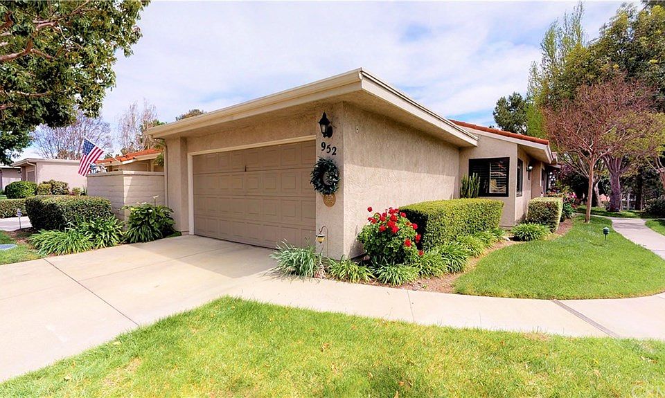 1st image of 952 Pebble Beach Dr