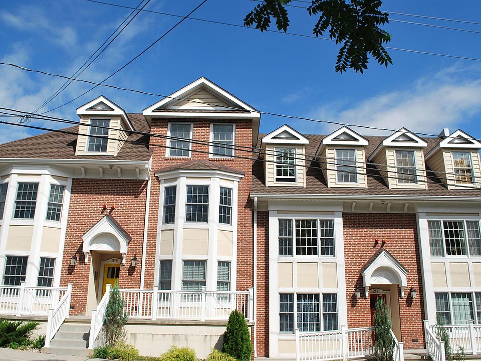 1st image of 216 Main St Unit 102