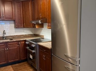 50 Graham St APT 2B, Jersey City, NJ 07307