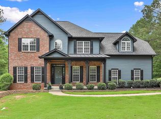 310 Brechin Dr, Senoia, GA