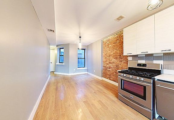 4th image of 273 Halsey St #3L