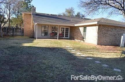 2nd image of 10 Wallbrook Trl