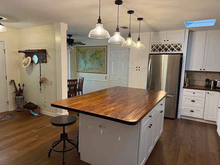 440 Towne Park Trl — Photo 6