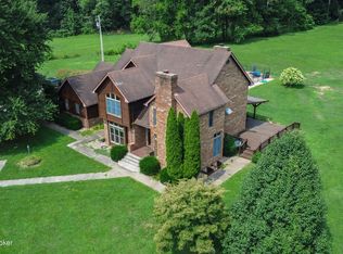 595 Hazel Rd, Vanceburg, KY 41179