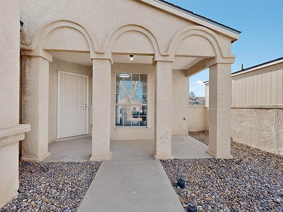 5th image of 1086 Cactus Dr NE