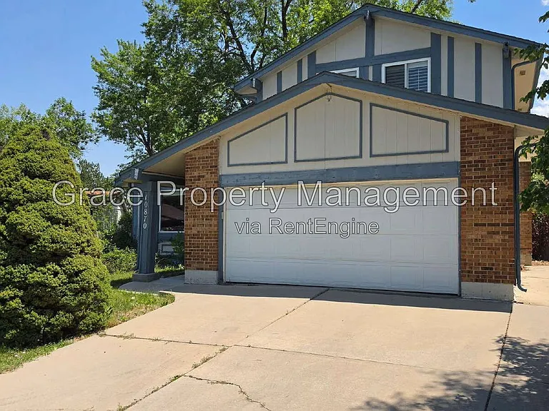 10870 Stuart Cir — Photo 24