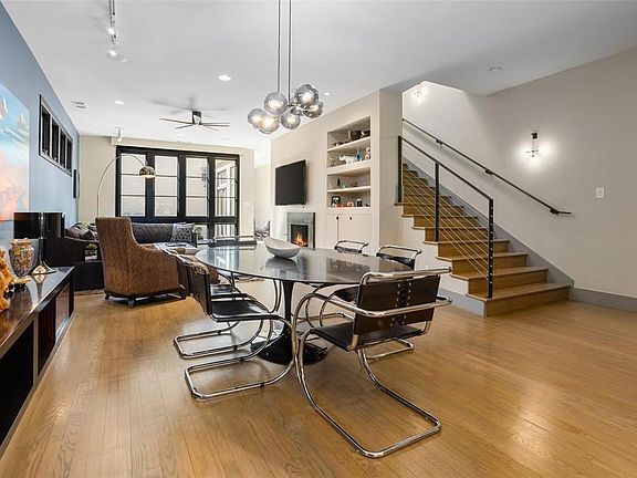 3rd image of 3303 W 6th St
