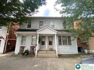 569-571 Chestnut St, Emmaus, PA 18049