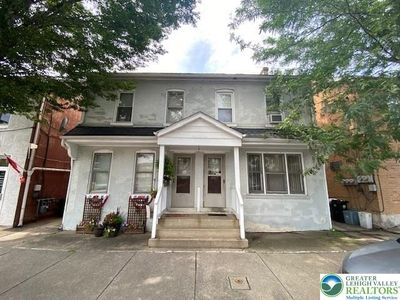 569-571 Chestnut St, Emmaus, PA, 18049