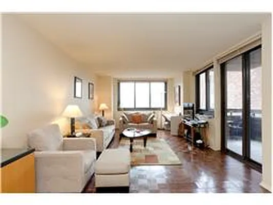 Rented by City Connections Realty | media 39