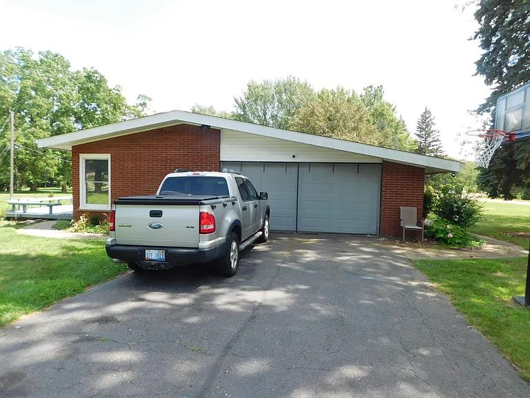 26150 Barbados Rd — Photo 36