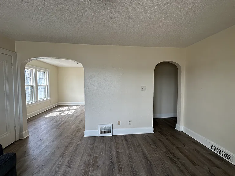 4429 Bennett Rd #2 — Photo 3