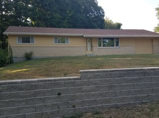 126 Mapleleaf Dr, Catlin, IL 61817