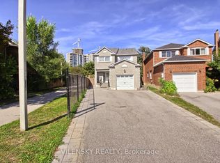 127 Gailcrest Cir #Basement, Vaughan, ON L4J 5V8