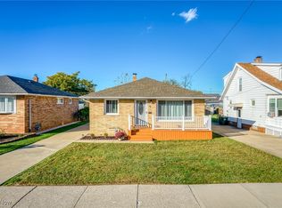 5810 Laverne Ave, Parma, OH 44129