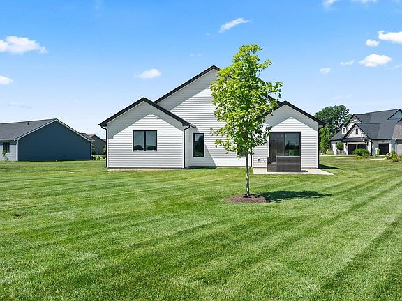 5th image of 451 Cottonwood Ct