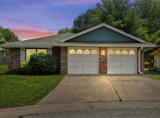 2812 NW 4th Street Ter, Blue Springs, MO 64014