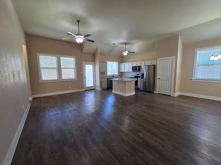 227 Dudley Way — Photo 11