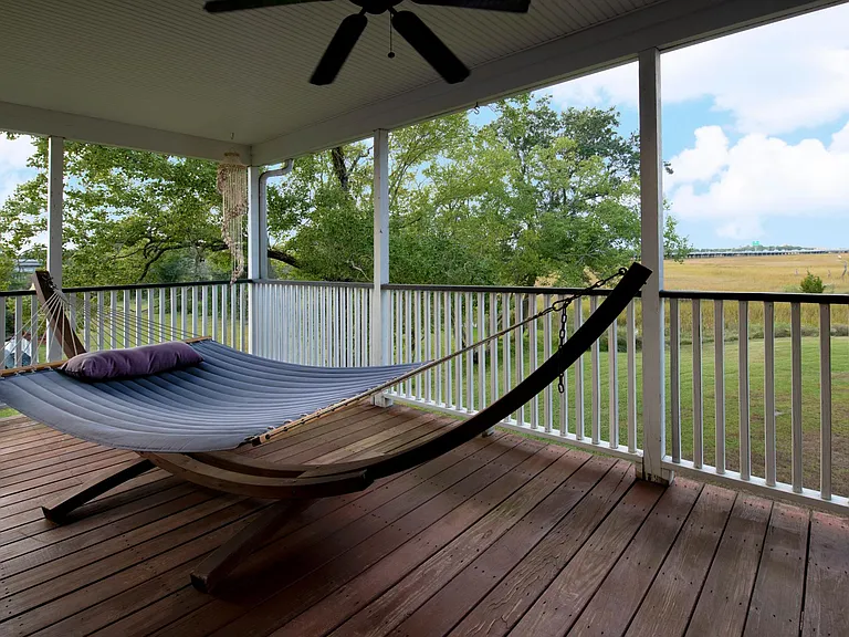 563 Harbor View Cir — Photo 14