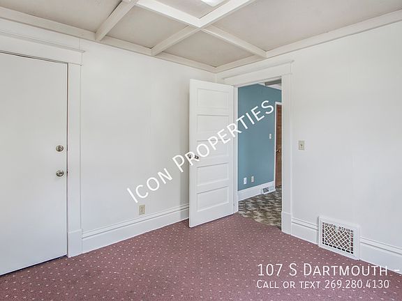 4th image of 107 S Dartmouth St #2