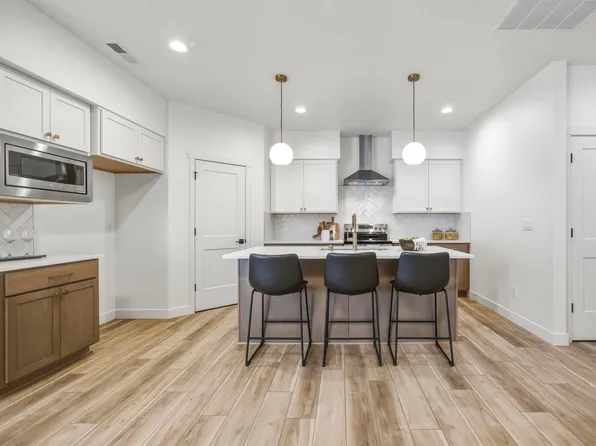 4537 Grove Ct, West Richland, WA 99353