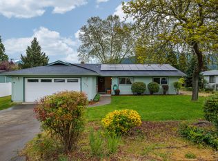 1735 Parkdale Dr, Grants Pass, OR