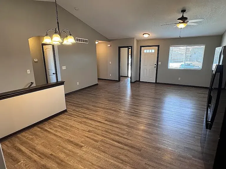 2408-10 E Quivira Ct — Photo 2