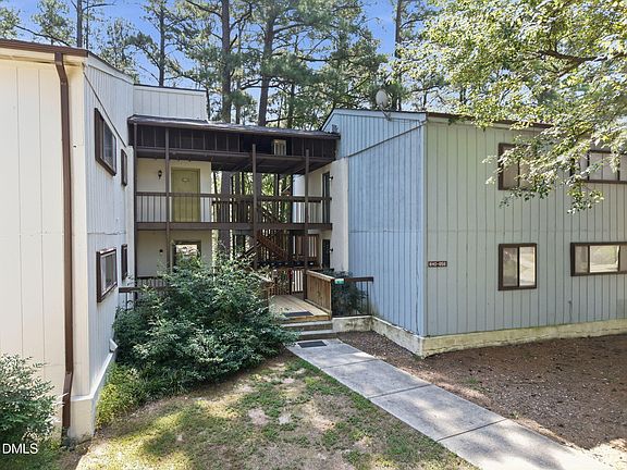 2nd image of 642 Pine Ridge Pl