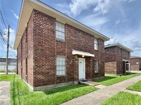 908 Jeffrey Ct, La Place, LA